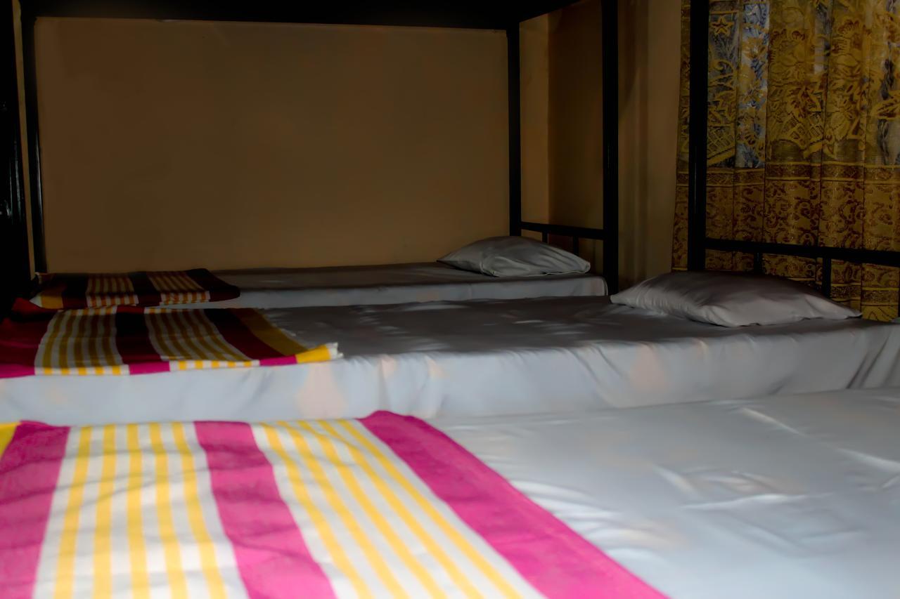 J Hostel كاندي المظهر الخارجي الصورة